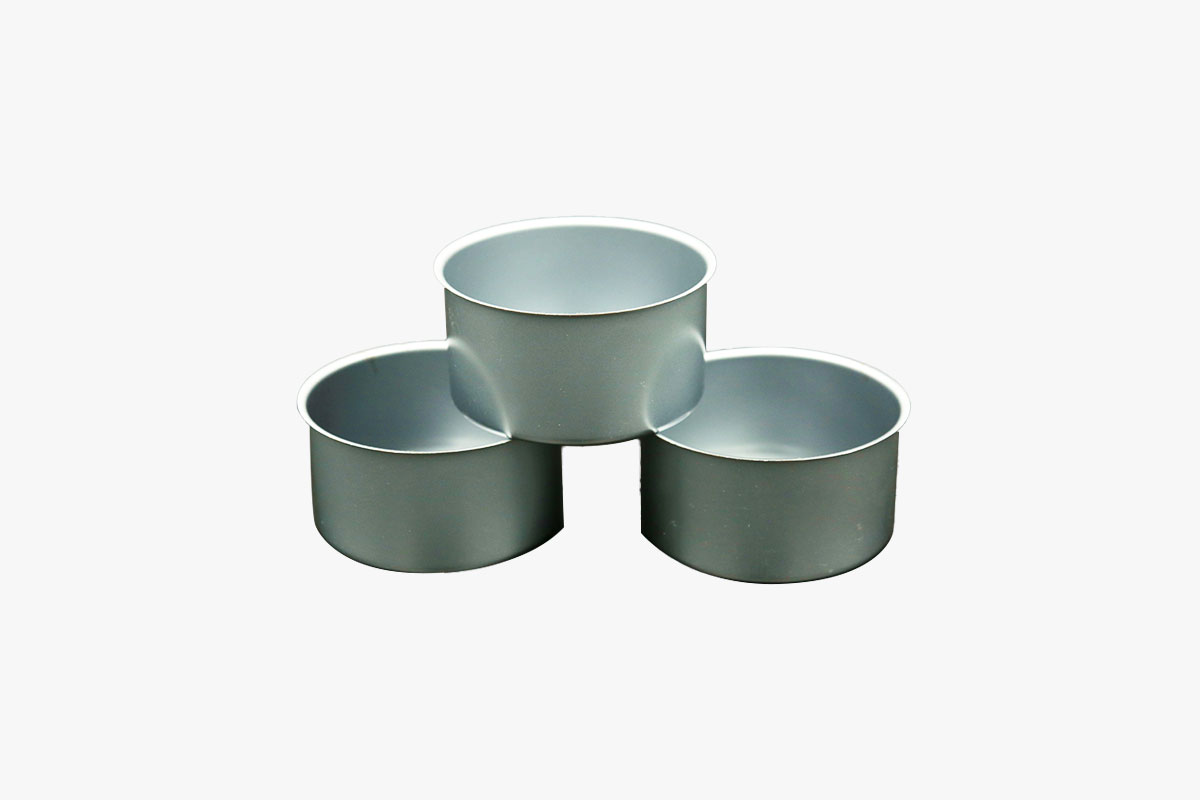 Bulk tin cans are ideal for packaging food products